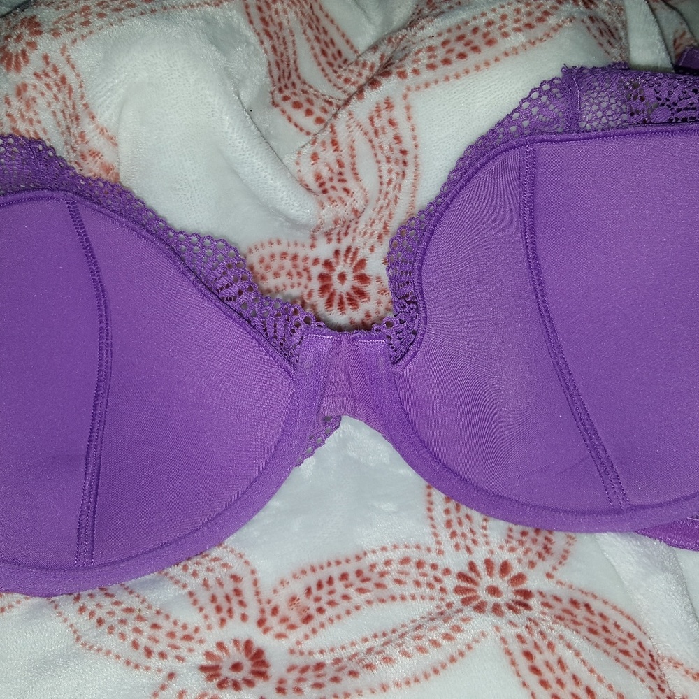 Bra - Picture 2 of 4